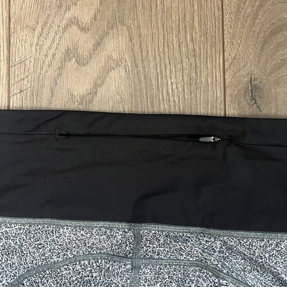 Lululemon Run The Day 7/8 Tights in Fractal Dark Starlight Black Size 4 - Picture 2 of 6